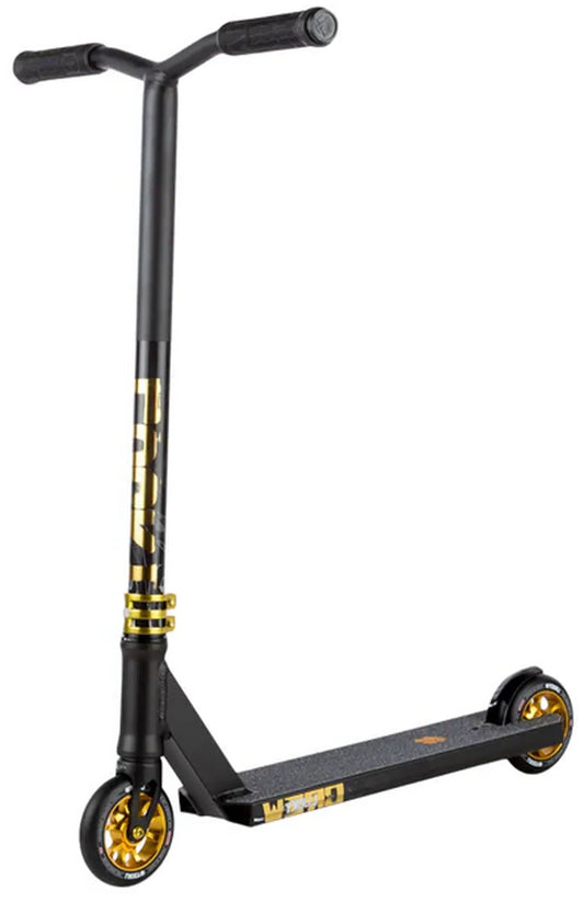 Experience the thrill of the Lucky Crew 2025 Complete Stunt Scooter - Obsidian. With gold accents, black grips, and a textured deck for superior grip, this sleek design promises a pro scooter experience like no other.