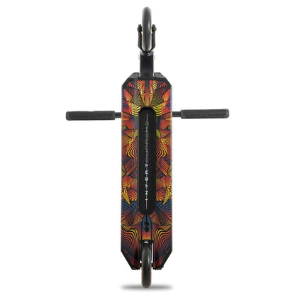 The Invert Supreme Journey 2.5 Jamie Hull Stunt Scooter - Full Mental Sunset is crafted for intermediate riders, showcasing a vibrant and colorful deck adorned with swirling lines and abstract designs when viewed from above. Ideal for stunt sessions, its handlebar grips extend slightly on each side.