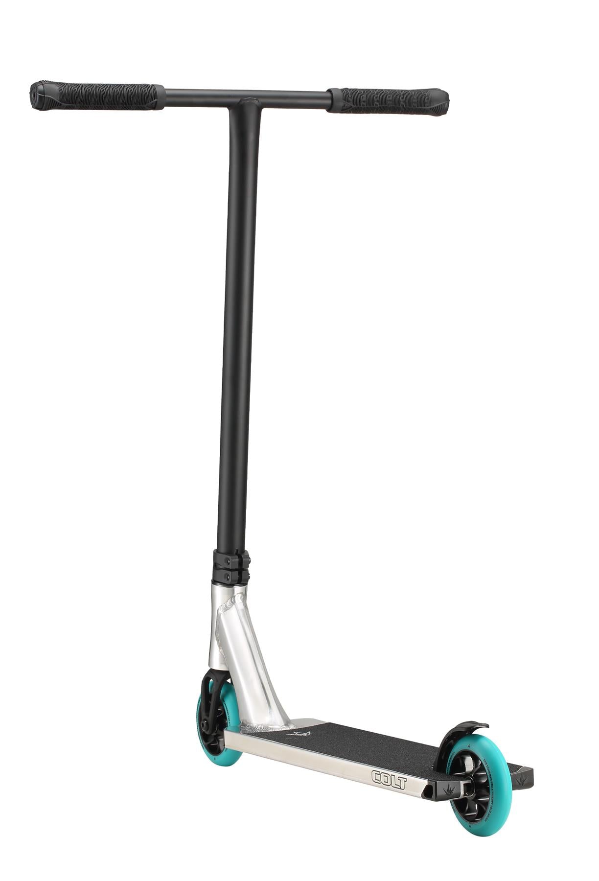 The Blunt Envy Colt S6 Complete Stunt Scooter in polished finish is ideal for street and park hybrid riding. It boasts stylish oversized chromoly Tension bars designed in a sleek T-shape, complete with teal wheels on both ends and a textured deck for improved grip.