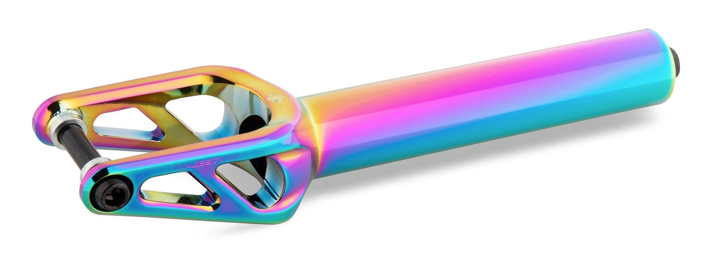 Introducing the Drone Majesty 4 SCS/HIC Stunt Scooter Forks in Neochrome: a colorful, iridescent marvel with an integrated axle. Its sleek cutouts and smooth finish seamlessly transition through purple, blue, and gold hues for peak performance.