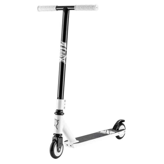 Introducing the Xootz Complete Stunt Scooter - Invert White, a stylish scooter designed with durable aluminium construction and a T-shaped handlebar. This scooter showcases a sleek black deck adorned with white graphics, complemented by comfortable white rubber grips. The front wheel is black, and the back wheel features a white fender, making it an excellent choice for beginners.